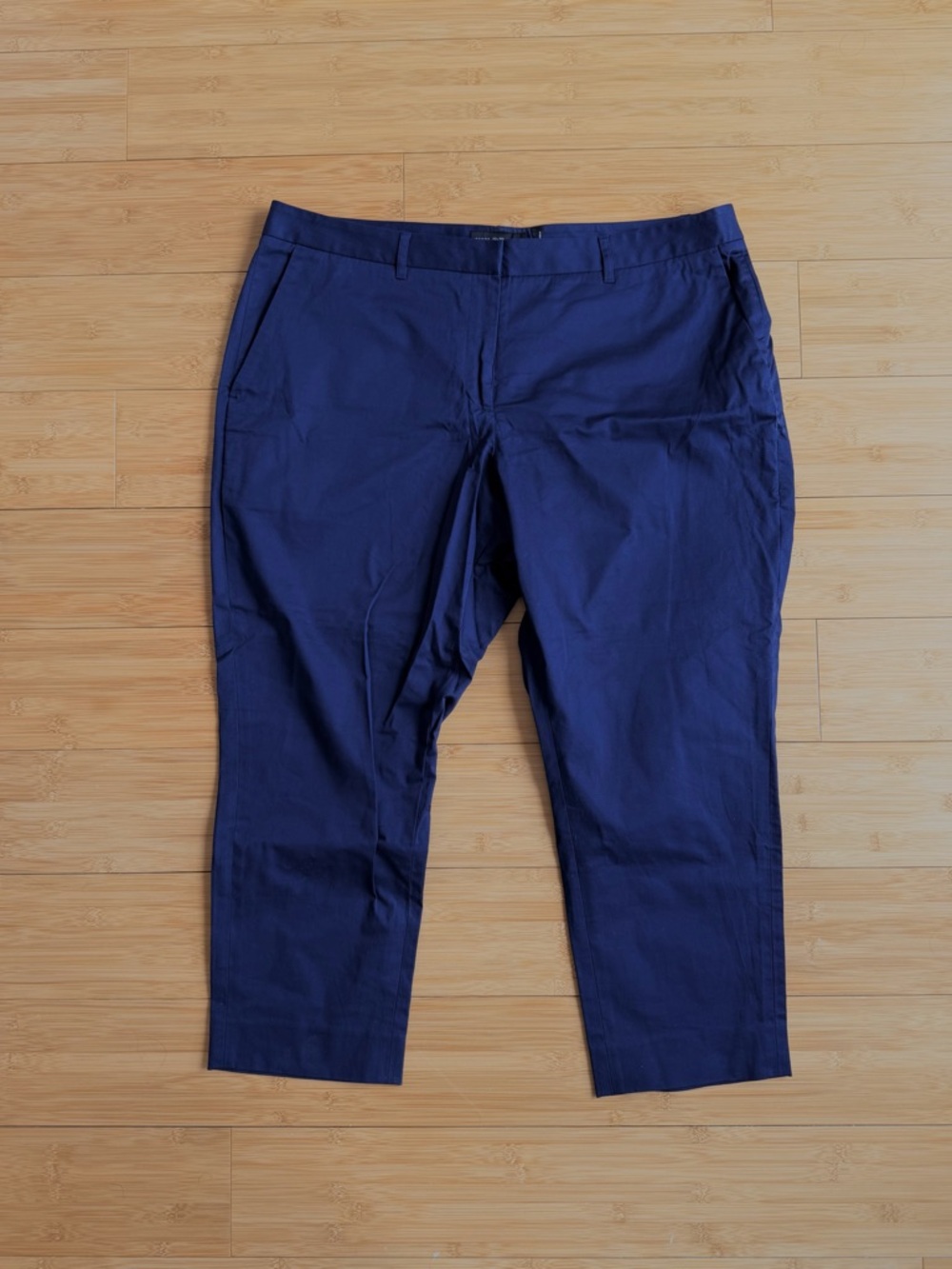 Wildfang Essential Slim Crop Pant